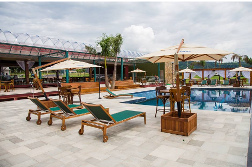 Enseada Beach Club